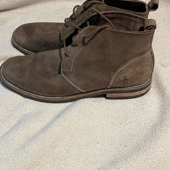 Originals Penguins Distressed Lace up High Top Shoes Sz 9 1/2 -10 (8 1/2 UK) main image 12
